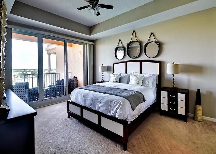 Apartment Harborview Grande 700 Waterfront *