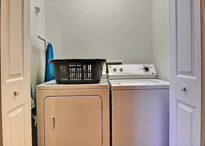 Apartment Harborview Grande 700 Waterfront